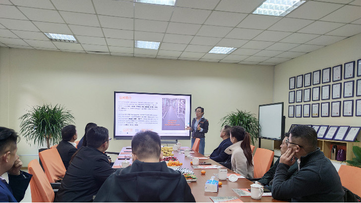 江蘇省蘇商發(fā)展促進(jìn)會企業(yè)家走進(jìn)依斯倍